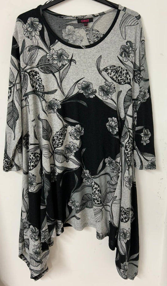 Fabulous Flower Grey/Black Tunic