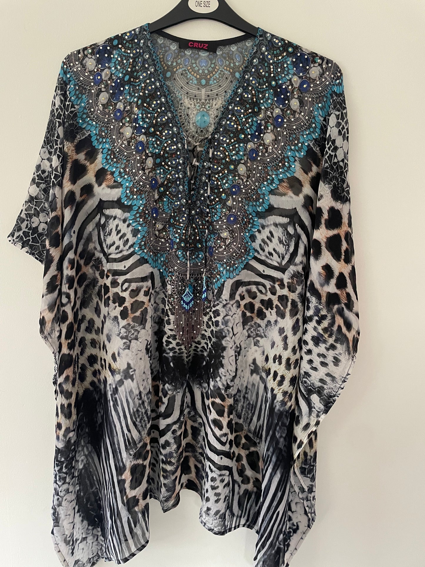 Stunning Beaded/Sequin Trim Kaftan leopard/blues - ONE SIZE