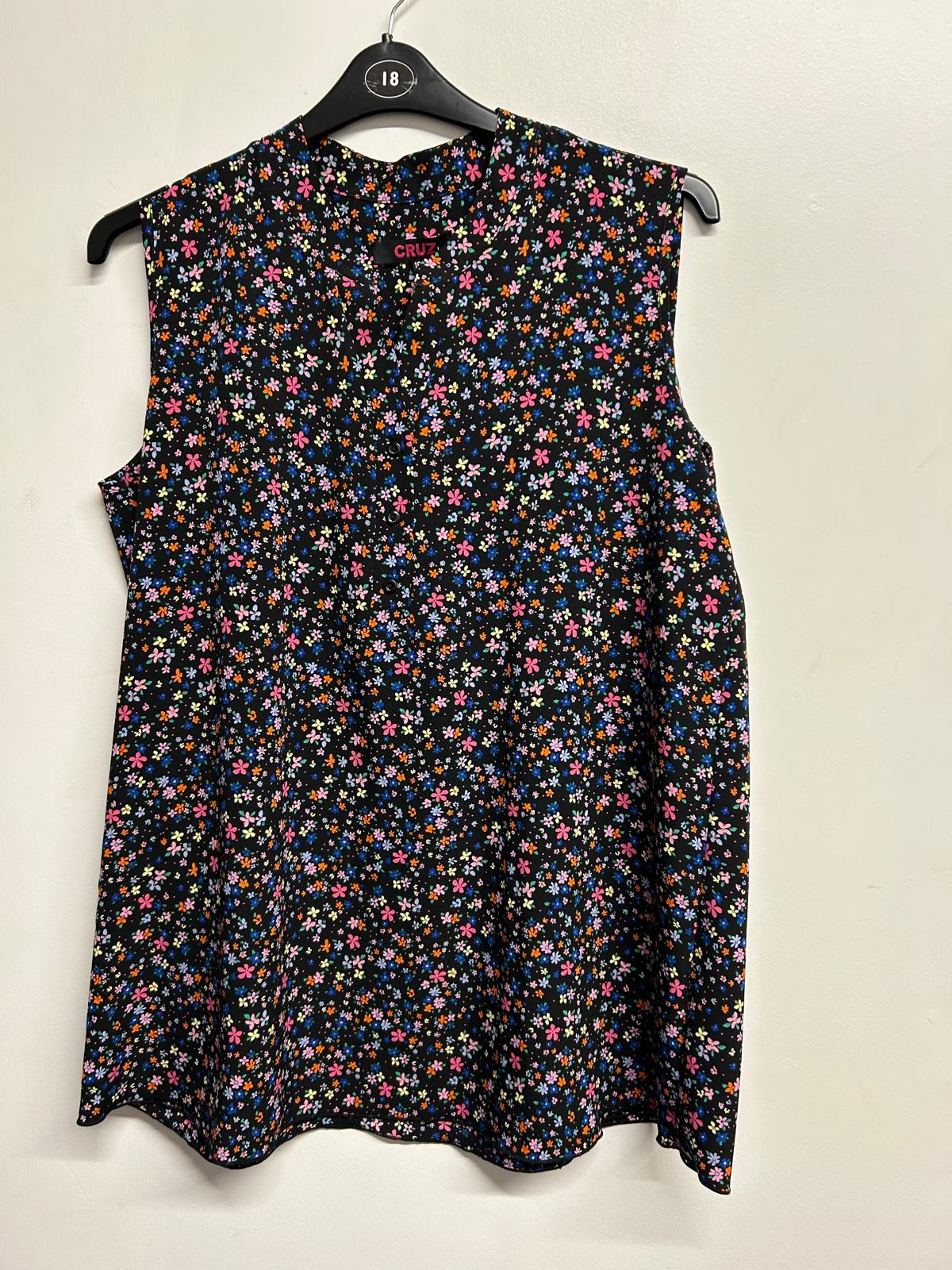 Sleeveless Shirt - BLACK DITSY 2